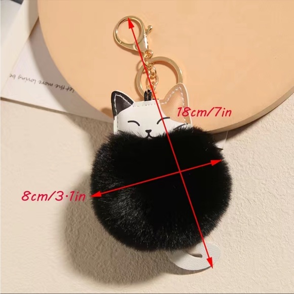 NEW Fluffy Calico Cat Keychain Handbag Accessory - Picture 2 of 4